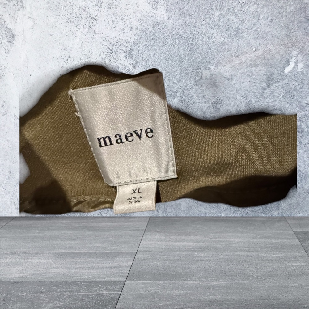 Maeve Olive Green Jacket with removable hoodie Tailored Design, Smooth Texture - Picture 6 of 8